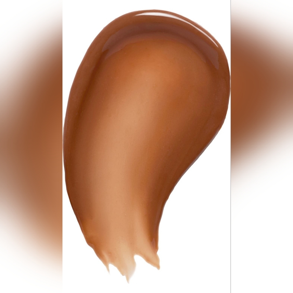 Victoria Beckham Posh balmPosh Balm Nourishing Lip Shine Cannelle - A sheer tan - Picture 2 of 9